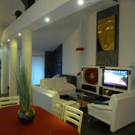 Holidays In Paris Loft Design & Atypique Avec Jardin Daire Massy  Dış mekan fotoğraf