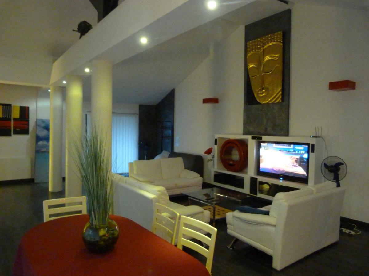 Holidays In Paris Loft Design & Atypique Avec Jardin Daire Massy  Dış mekan fotoğraf